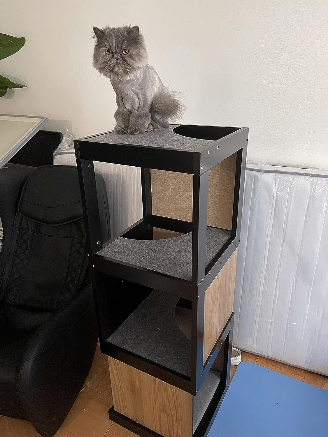 Modern Cat Tower Cat Scratching Post White - Cat Climbing Tower Great for Cat Stand, Cat House, or Cat Scratcher - Unique Cat Tree with Sisal Scratch Pads & Soft Felt Pads